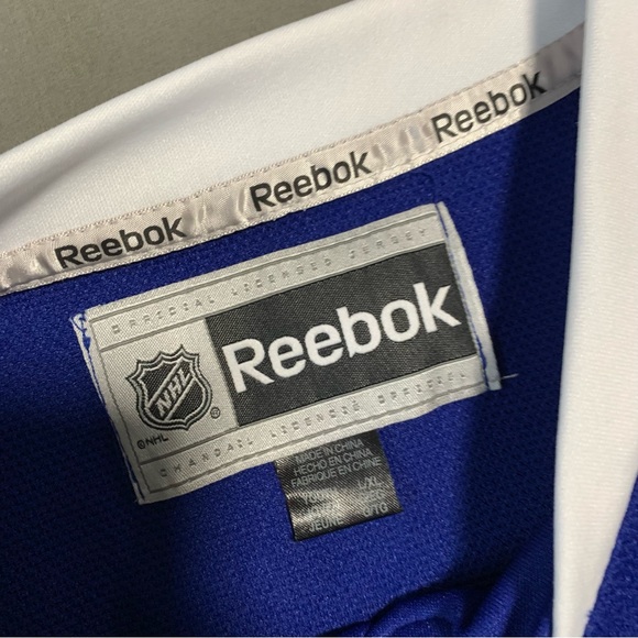 Toronto Maple Leafs Reebok jersey - Picture 6 of 7